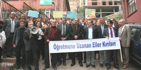 Eğitim İş'den 'öğretmen' açıklaması