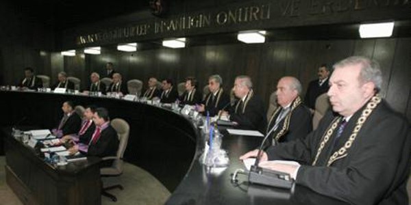 Anayasa Mahkemesine 6 ayda 3 bin 893 bireysel başvuru