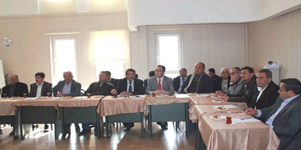 Dinar'da muhtarlar sorunlarını anlattı