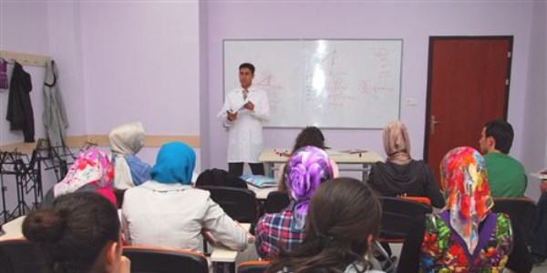 Dershaneye gidemeyen öğrencilere LYS hazırlık kursu