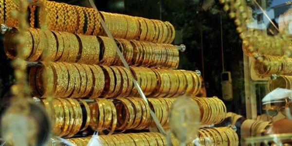 Altın düşüşe devam mı edecek?