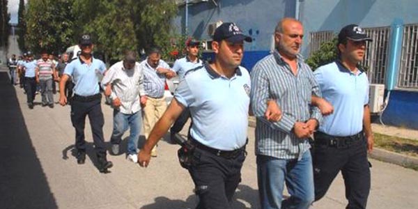 Haluk Levent'e de faizle borç veren çeteye ceza yağdı