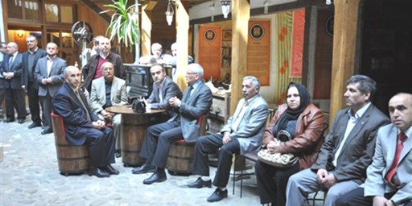 '40 Hadis Sergisi' Kent Müzesi'nde açıldı