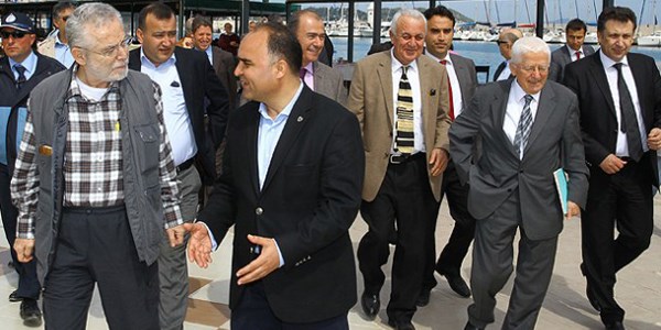 'Akil İnsanlar'ın temasları sürüyor