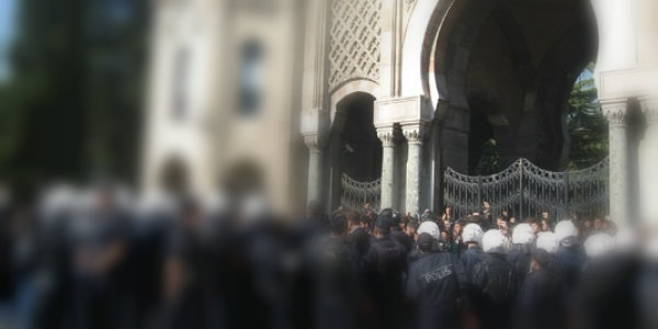 İstanbul Üniversitesi'nde gerginlik