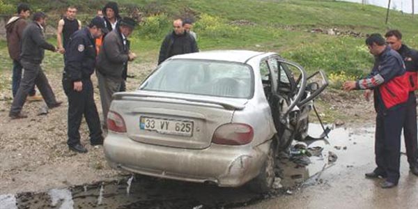 Uzman Çavuş'un kullandığı araç kaza yaptı: 1'i ağır, 4 yaralı