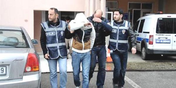 Kredi kartı dolandırıcıları yakalandı