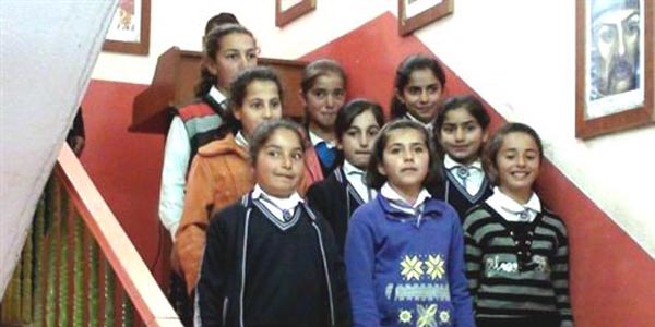 Öğrencilerden Kürtçe mevlit