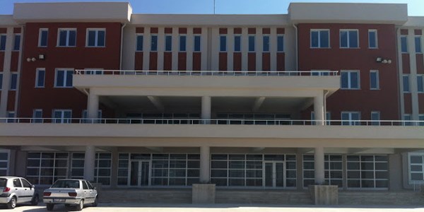 Öğrenciler kendi okullarını soydu