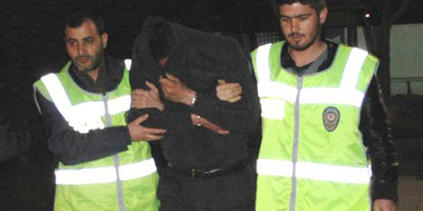 Hırsız önce güvenlik kamerasına, sonra polise yakalandı
