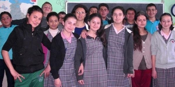 Rehber öğretmenler köy okullarını gezdi