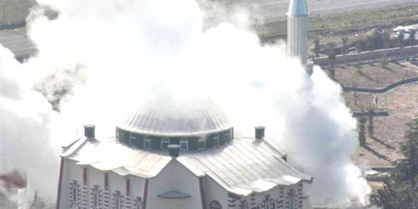 Eynal Camii ibadete açılıyor
