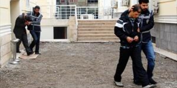 Kahramanmaraş'ta 'torbacı' operasyonu: 3 gözaltı