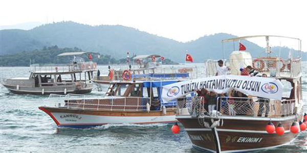 Fethiye'de turizme mehteranlı açılış