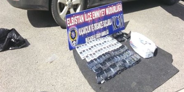 Elbistan'da 210 adet kaçak cep telefonu ele geçirildi