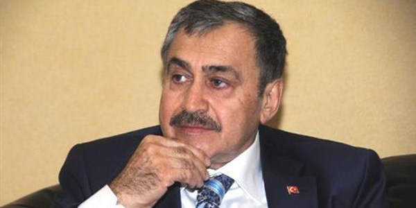 Başbakan'dan Bakan'a: Kalktın yine havanı attın