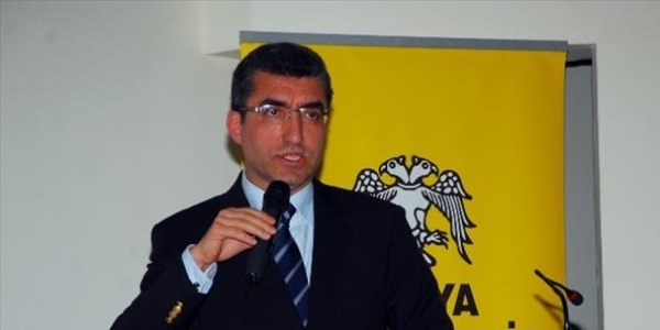 Yeşilay Başkanı Karaman, modern bağımlılıkları anlattı