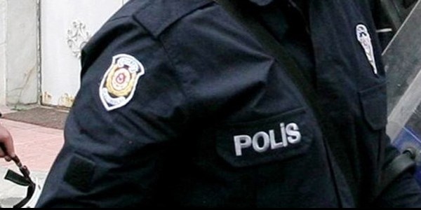 Boyanın içinden kaçak sigara paketleri çıktı