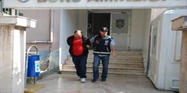Polise mukavemete üç yıl hapis