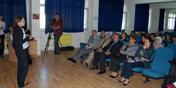 Devamsızlığı İngiltere'de araştırdılar