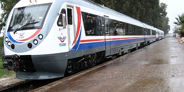 Gül, TCDD'ye serbestlik tanıyan kanunu onayladı