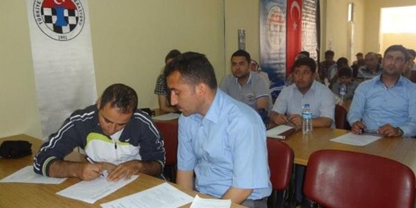 Satranç eğitmenlerinden kurs