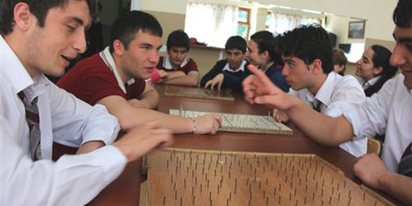 Bu okulda teneffüsler artık daha eğlenceli