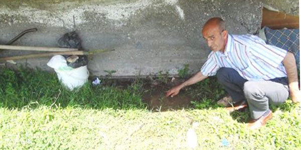 Sulama kanalından sızan su köylüleri tedirgin ediyor