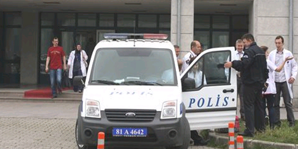 Düzce'de şüpheli valiz alarmı