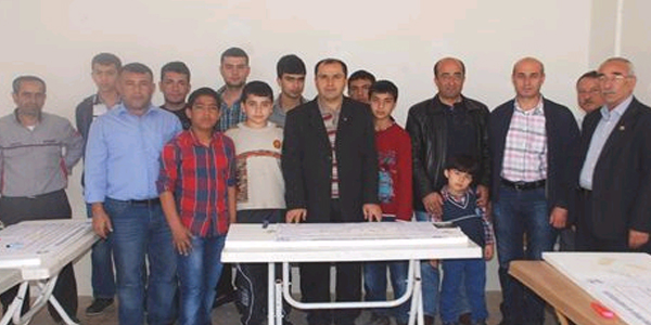 Besni'de model uçak kursu tamamlandı