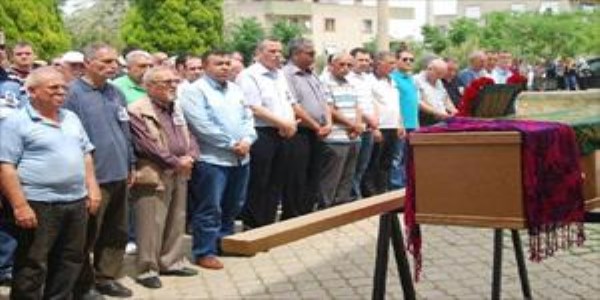 İngiltere'de kalp krizinden ölen uzman yardımcısına veda