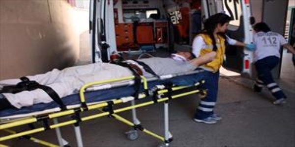 Devrilen motosikletin sürücüsü yaralandı