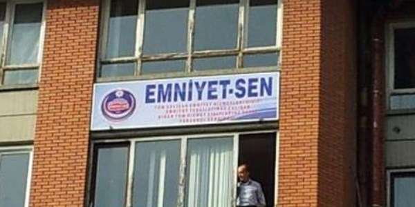 Meslekten atılan sendikacı polisler yargıya başvuracak