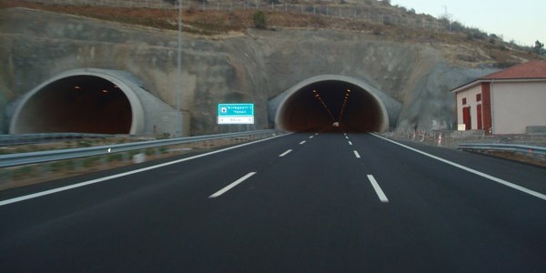 Ödenek artırımı karayolu projelerine gaz verebilir