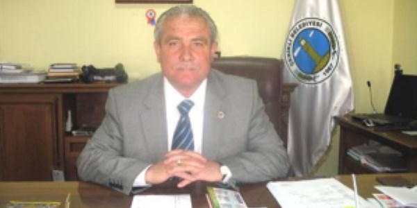 Toplantıda kalp krizi geçiren Belediye Başkanı öldü