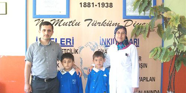 Pazarlar İlkokulu'ndan iki Türkiye şampiyonu çıktı