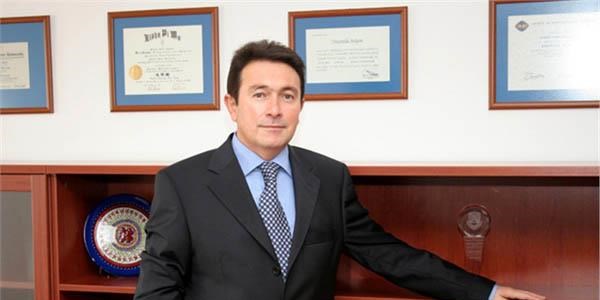 Özel üniversite imkanlarında devlet üniversitesi