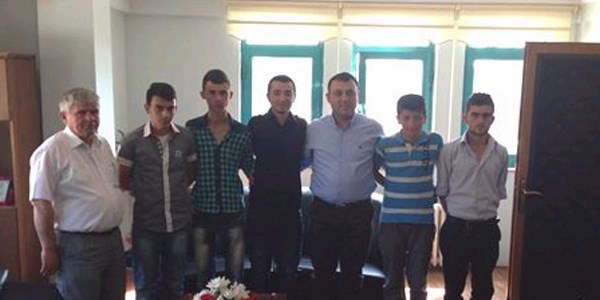 Başkan Muhsin Yavuz gençleri askere uğurladı