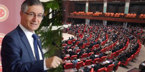 MHP'li vekil: Polis 'Ehliyet, ruhsat' dedi, rencide olduk