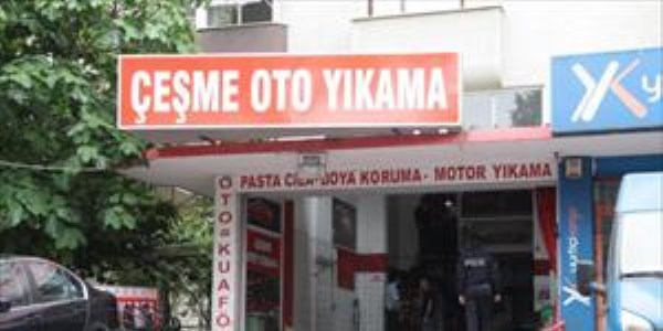 Patron, işçisini bıçakladı