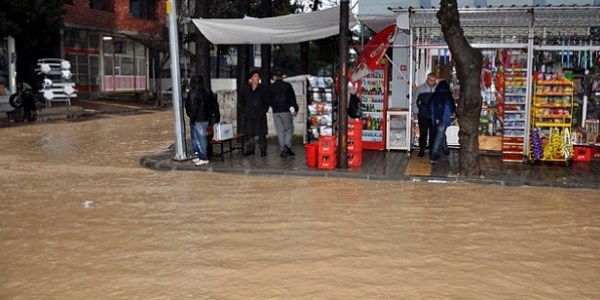 Adıyaman sele teslim oldu