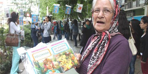 Kocaeli'de ağaçlar kitap açtı