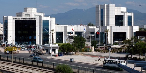 Büyükşehirlerin borcu da büyük