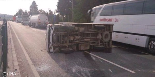 Karamrsel'de trafik kazas: 1 yaral