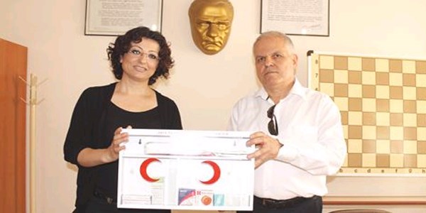 Selçuk'taki okullara ecza dolabı