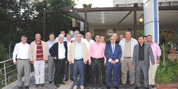 Kocamaz, Mersin'de işadamları ve Romanlarla biraraya geldi