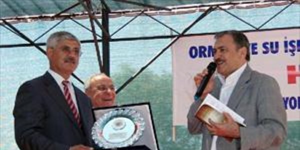 Bakan Eroğlu: İzmir'de fırtına gibi eseceğiz