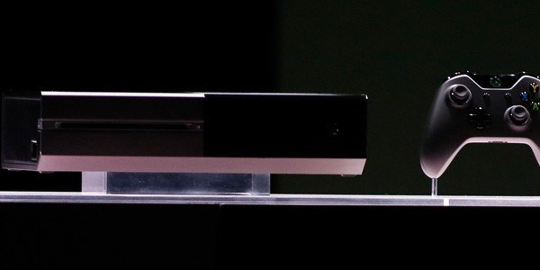 Microsoft, yeni oyun konsolu Xbox One'ı tanıttı