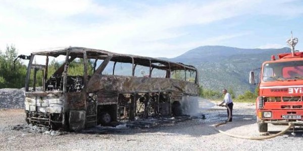 27 turist ölümden döndü!
