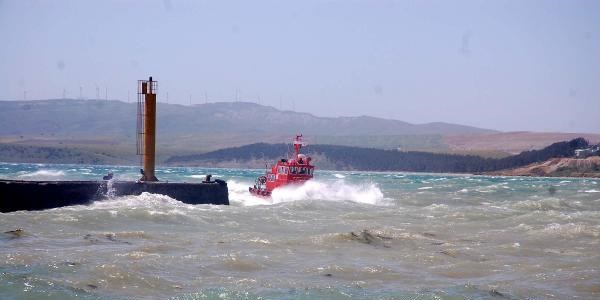 Gelibolu- Lapseki karşılıklı seferlerine lodos engeli